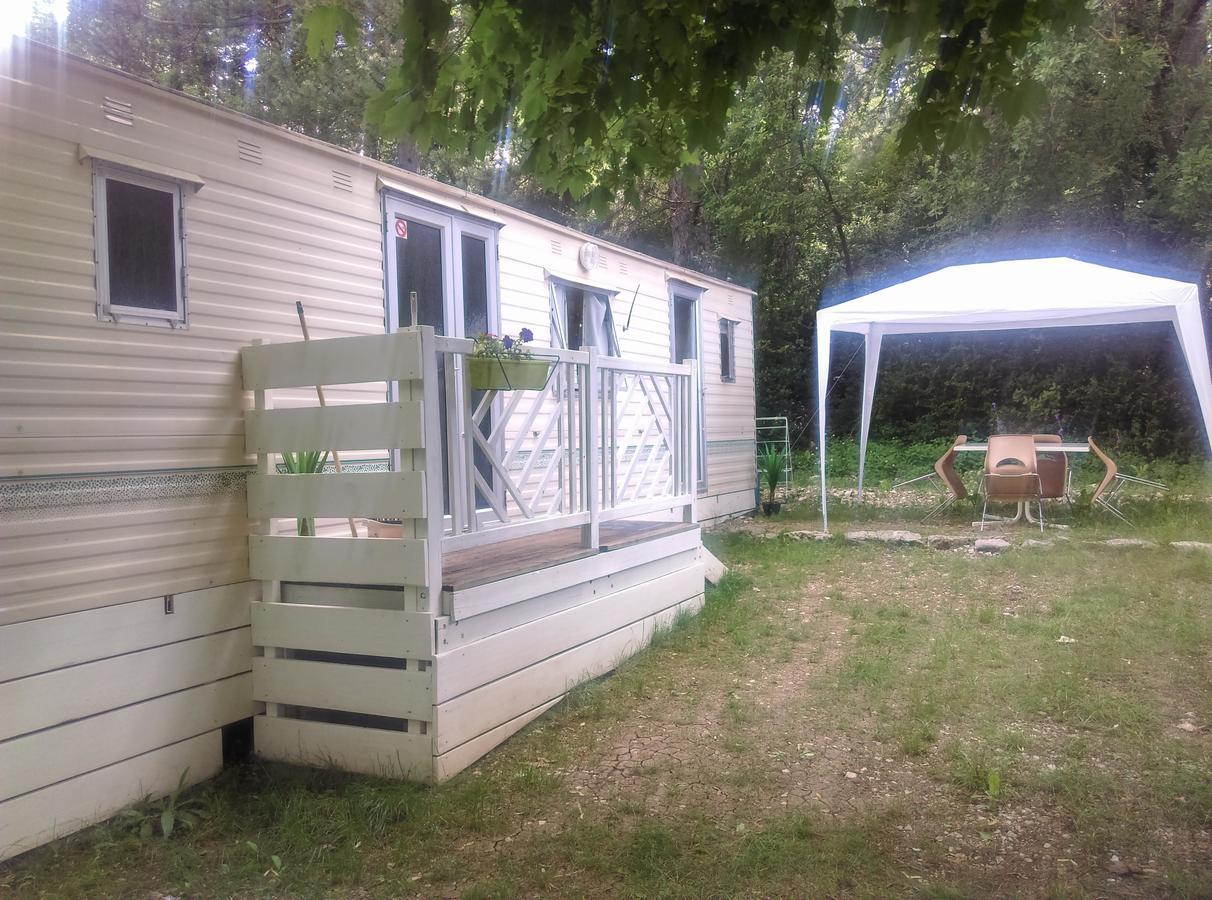 Camping Du Lac Saint-Julien-du-Verdon Exterior foto